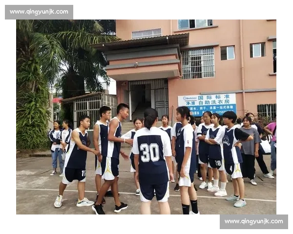 篮球比赛的规则解析与战术运用：从基础到进阶的全面指导